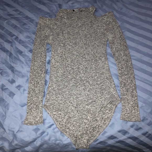 Fashion Nova Tops - FASHION NOVA CHEEKY GREY BODYSUIT SIZE SMALL